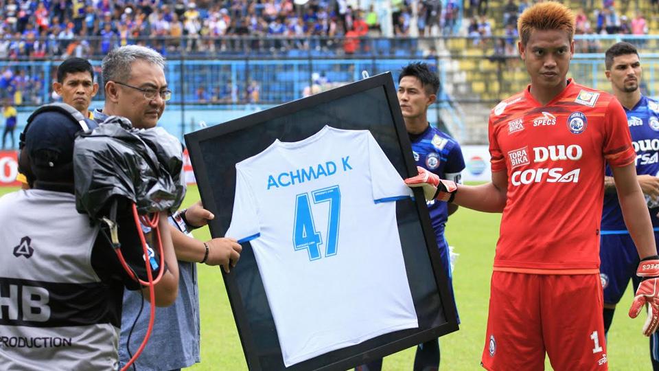 Mantan penjaga gawang Arema FC dan Timnas Indonesia, Kurnia Meiga. - INDOSPORT